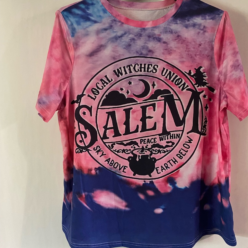Colorful Pink and Blue Graphic Tee 2XL